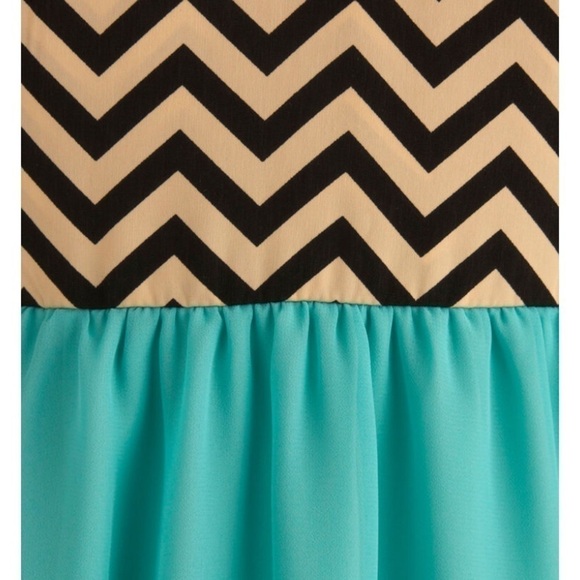 Modcloth Chevron top of the world dress large - Picture 6 of 7